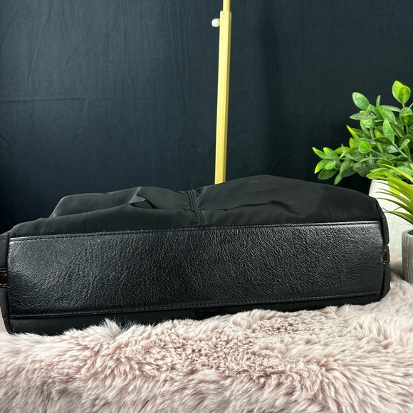 Brighton Vintage Shelly Black Croc-Embossed Leather Shoulder Bag Heart Charm - Picture 6 of 9